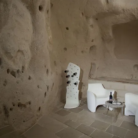 Antico Convicino & 4* מטרה