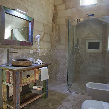 Antico Convicino & מטרה