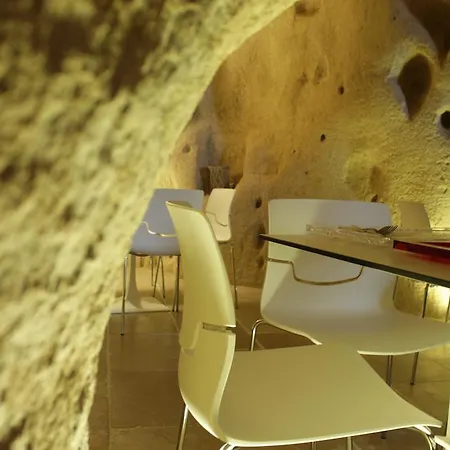 בית הארחה Antico Convicino & 4*